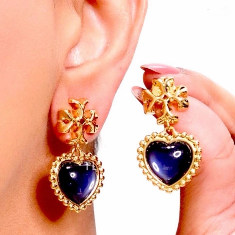 Authentic TORY BURCH ROXANNE BLUE /
GOLD 18k GOLD PLATED
EARRINGS  New With Tag